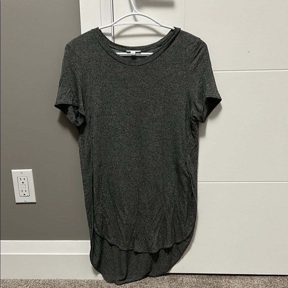WILFRED by Aritzia Capucine split side short sleeve top *grey* - Picture 5 of 10